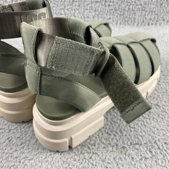 UGG Ashton Strappy chunky Sandals Womens‎ 8 - Picture 13 of 15